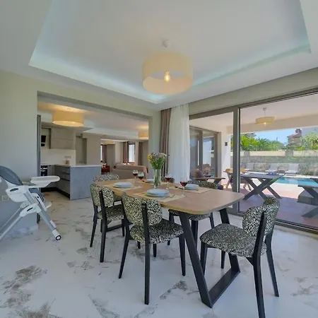 Villa Milagro, Doganin Icinde Hisaronu' Ne Yakin Fethiye