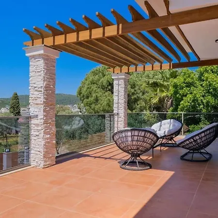 Milagro, Doganin Icinde Hisaronu' Ne Yakin Villa Fethiye