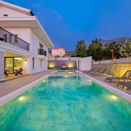 Milagro, Doganin Icinde Hisaronu' Ne Yakin Villa